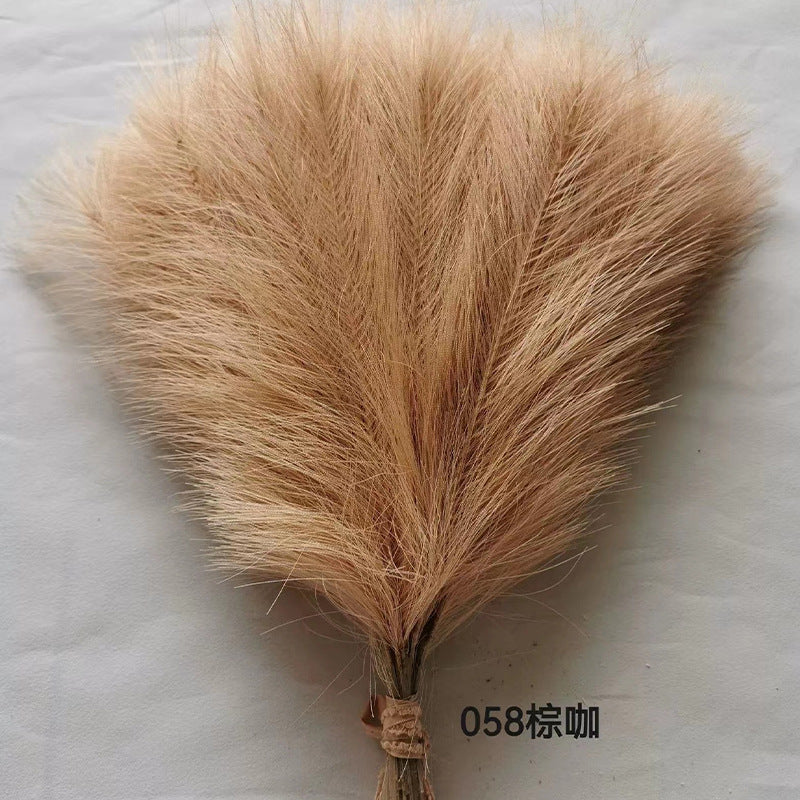Artificial Pampas Grass