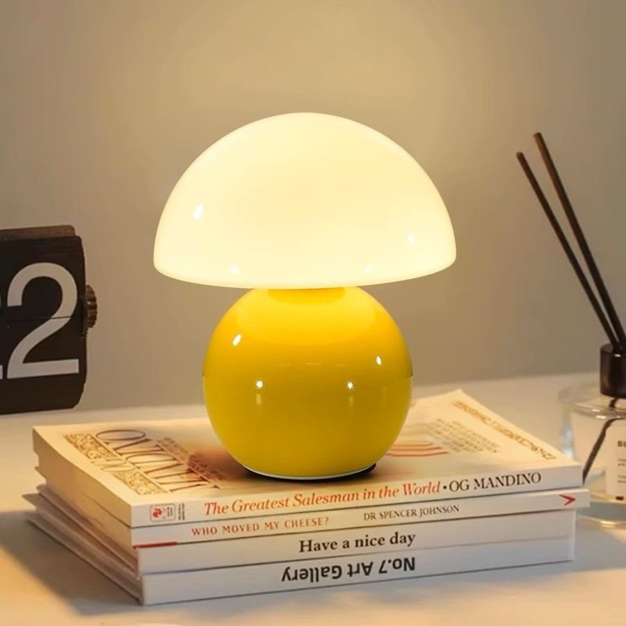 Mushroom Table Lamp