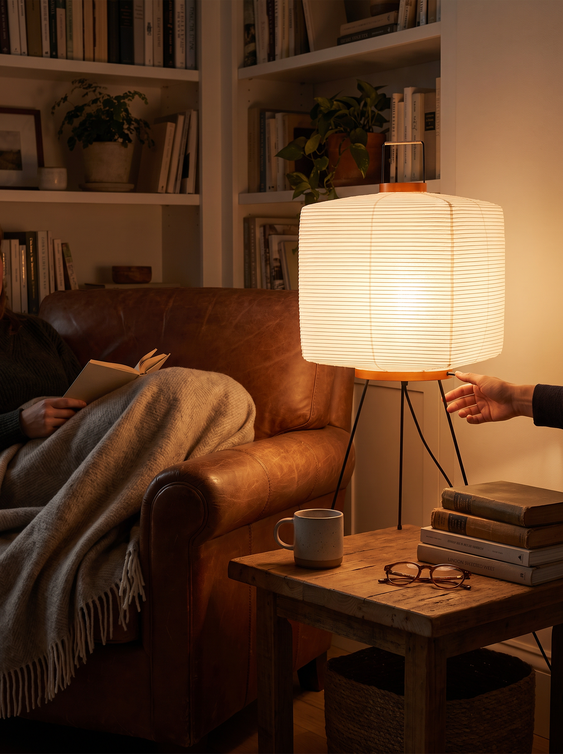 Rice Paper Floor Lamp - Warm A Dark Corner