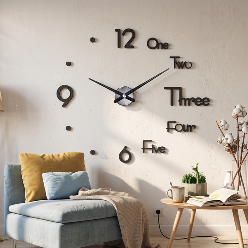 Artistic Round Wall Clock